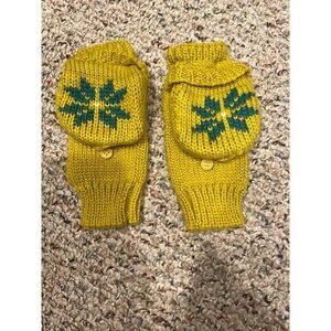 Xhilaration women's yellow with green snowflake‎ acrylic knit flip gloves